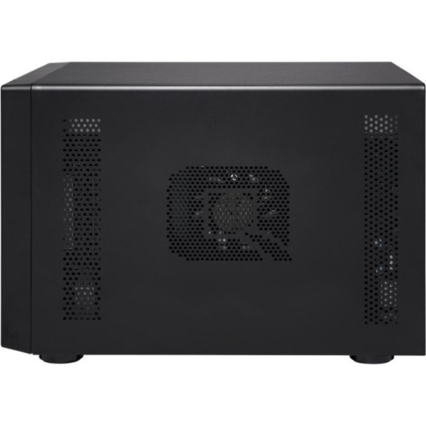 Система зберігання даних QNAP TS-673A-8G з 6 відсіками для дисків, 8GB RAM, настільне виконання