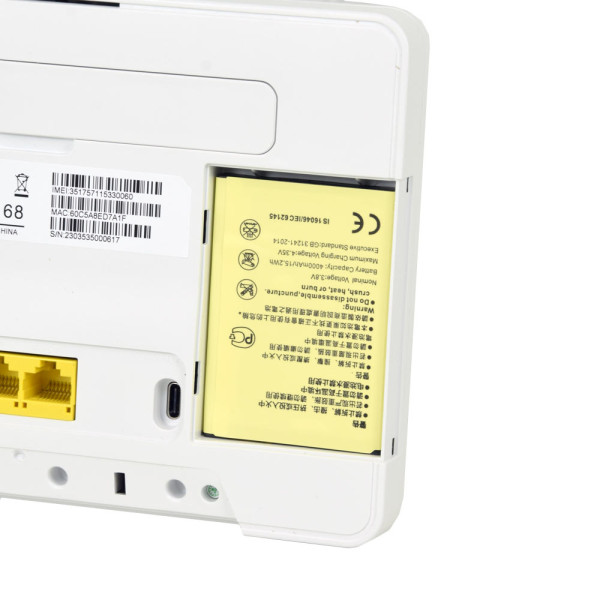 Комплект 4G LTE бездротовий маршрутизатор WCDMA:B1/8 + антена 698-960